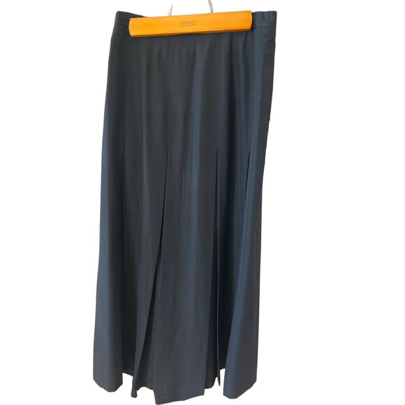 Paul Stuart Made in Italy Black Pleated Skirt - Vintage - Picture 3 of 7